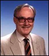 aboutus_img_1 Prof TIMS Hooper Invented TIMS concept